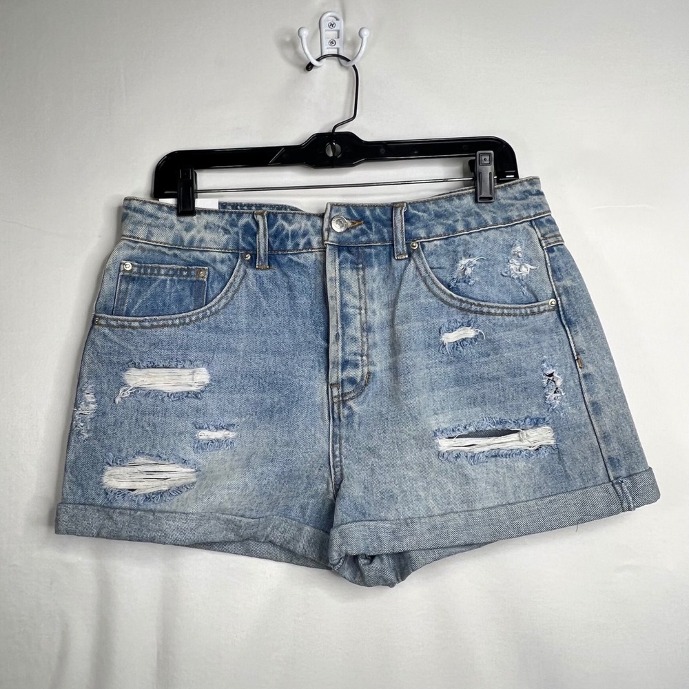 Light Wash Denim Girlfriend Shorts Size 29 Distressed Cuff Boho Y2K Festival NWT